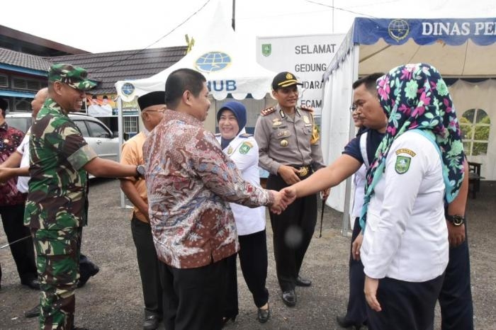Bupati Amril : Tetap Jaga Kesehatan dan Bekerja Sepenuh Hati