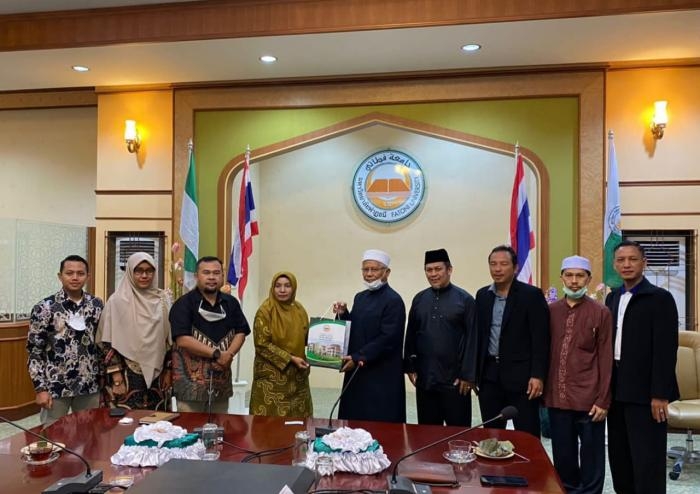 STIE Syariah Bengkalis Kirim Mahasiswa Magang Profesi di Thailand University 