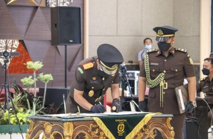 Kajati Riau Dr Jaja Subagja Resmi Lantik Rakhmat Budiman T Sebagai Kejari Bengkalis