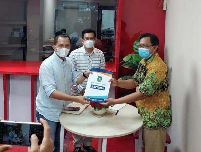 Respon Usulan Masyarakat, Bupati Bengkalis Sampaikan Usulan PLBN Kepada Pemerintah Pusat