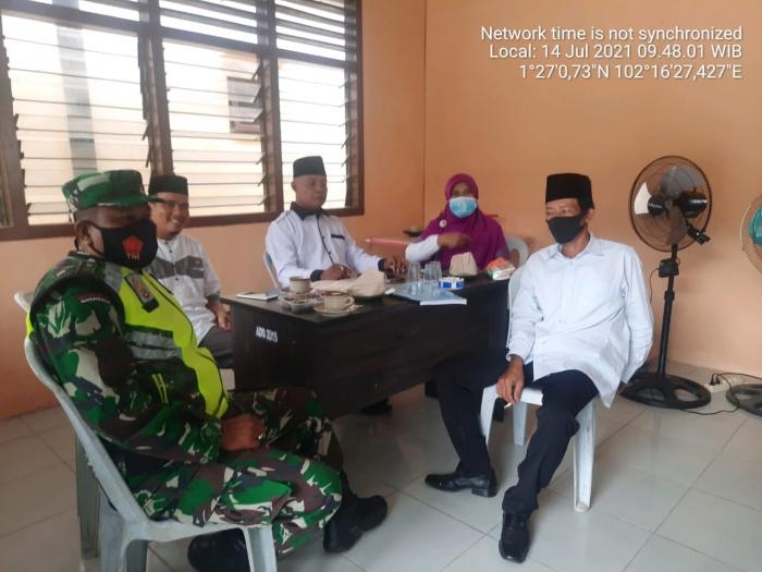 Serda Batu Bara Ingatkan Warga Desa Penebal Ikuti Aturan Prokes