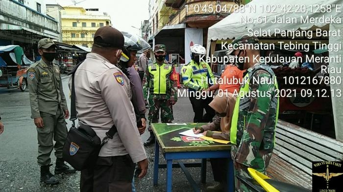 Personil Koramil 02 TT Bersama Tim Kembali Lakukan Operasi Yustisi di Jalam Merdeka Selatpanjang