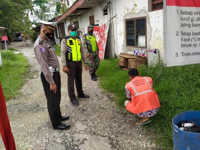 Putus Penyebaran Covid, Personil Koramil 09 Minas Gelar Patroli Prokes