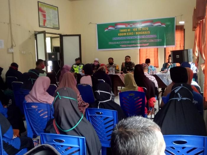 Beri Penyuluhan Bahaya Narkoba di Desa Bantan Tua Oleh Satgas TMMD Koramil 01/Bengkalis   