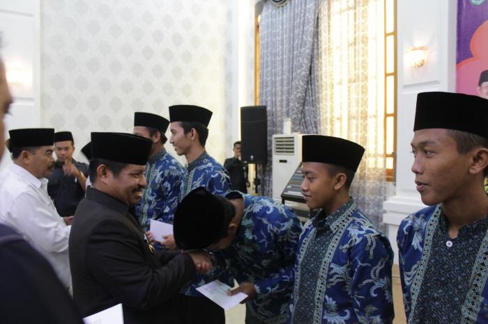 Bupati Bengkalis Resmi Melepas 11 Orang Ibadah Umroh 
