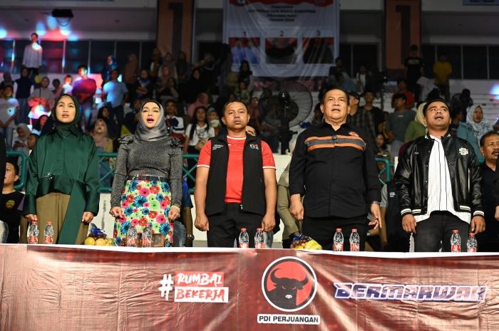 Puluhan Ribu Warga Rumbai Pekanbaru Hadiri Kampanye Abdul Wahid - SF Hariyanto 