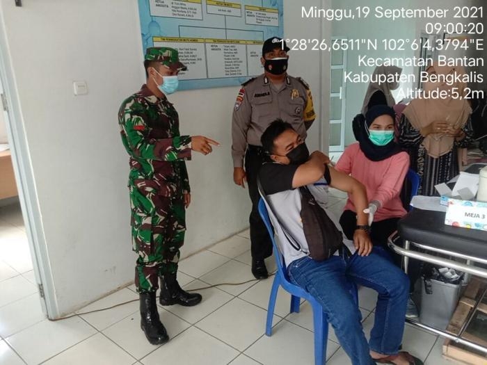 Antisipasi Penularan Virus, Koramil 01 Bengkalis Pratu T Silaban Perkuat Disiplin Prokes