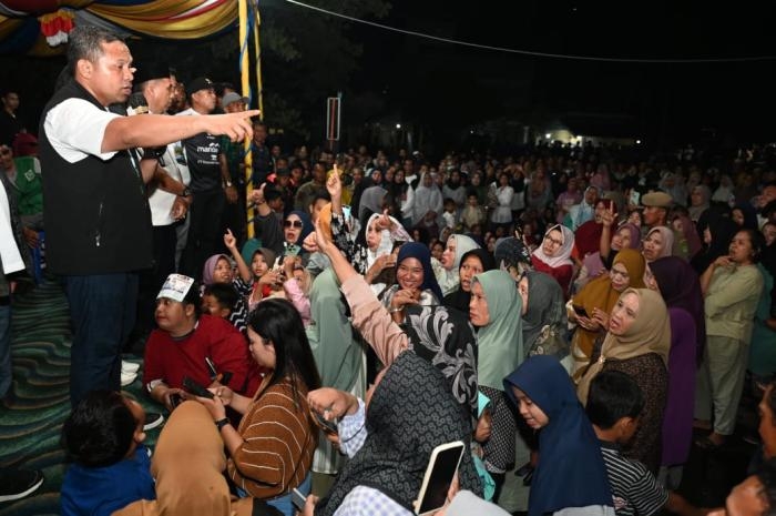 Kampanye Cagubri No Urut 1 Abdul Wahid - SF Hariyanto di Pulau Kijang Diserbu Massa