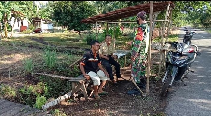 Patroli Karlahut di Kampung Harapan, Kecamatan Sungai Apit Berjalan Kondusif