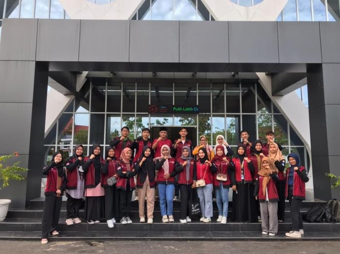 Formadiksi Polbeng Goes To School Sosialisasikan Kampus dan Program KIP Kuliah