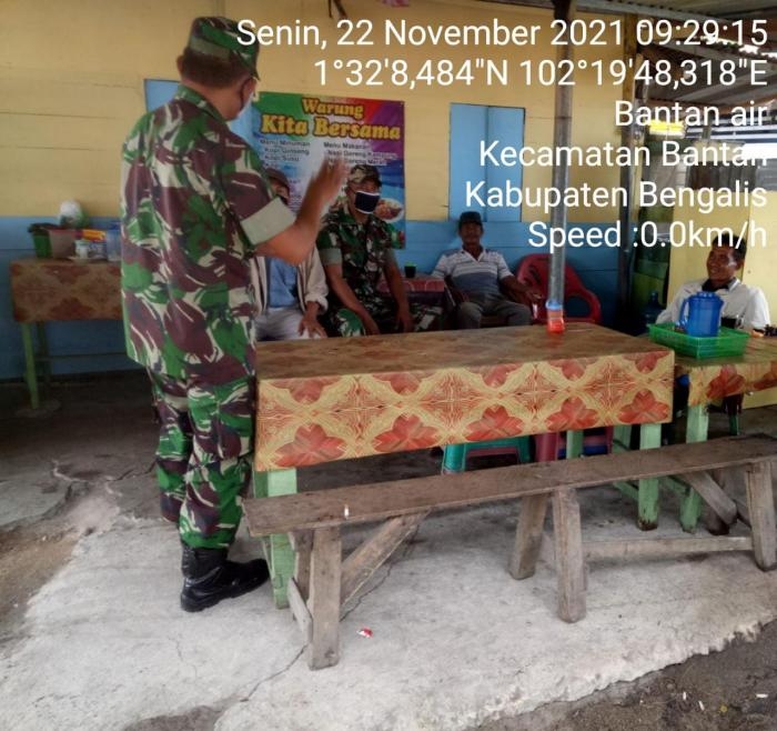 Cegah Bahaya Covid 19, Serda Ali Imran Gelar Kegiatan Komsos Di Desa Bantan Air