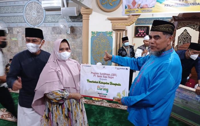 Bupati Bengkalis Safari Ramadhan Di Masjid Al Jihad Mandau