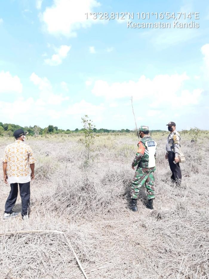 Awasi Kebakaran, Personil Koramil 11 Kandis Gelar Patroli Karlahut