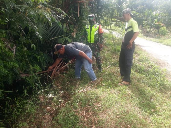 Anggota Danramil 08/Merbau kembali Mengelar Patroli Karlahut