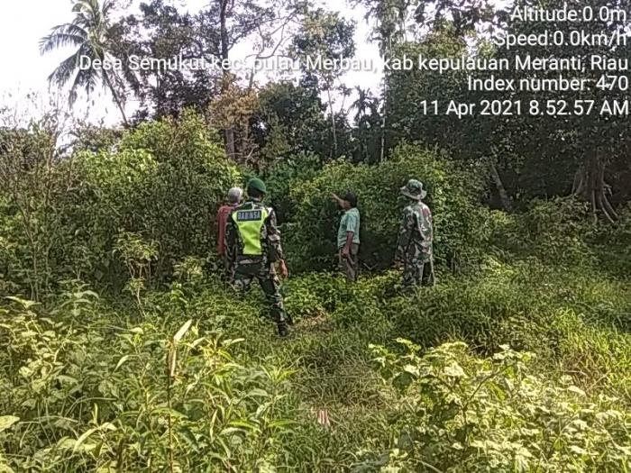 Cegah Kebakaran, Babinsa Desa Semukut Gelar Patroli