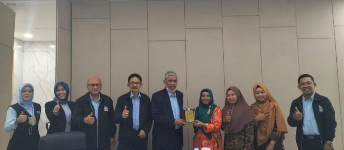 Tingkatkan Pelayanan Berbasis IT, STIE Syariah Bengkalis Studi Banding ke STIPAR Trisakti Jakarta 