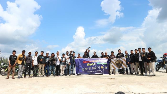 Komunitas Super Moto Riau Sambangi Tempat Wisata di Bengkalis