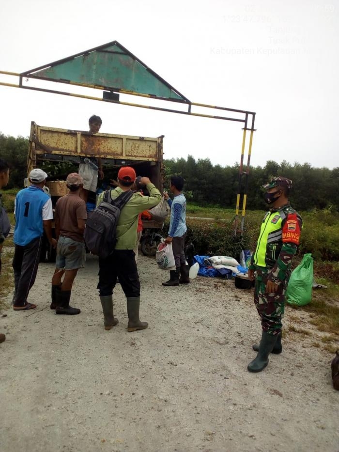 Anggota Danramil 08/Merbau kembali gelar patroli protokol kesehatan