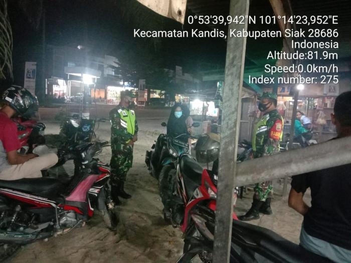 Cegah Covid 19, Kopda Sitohang Terapkan Aturan Prokes di Sama Sam Siak