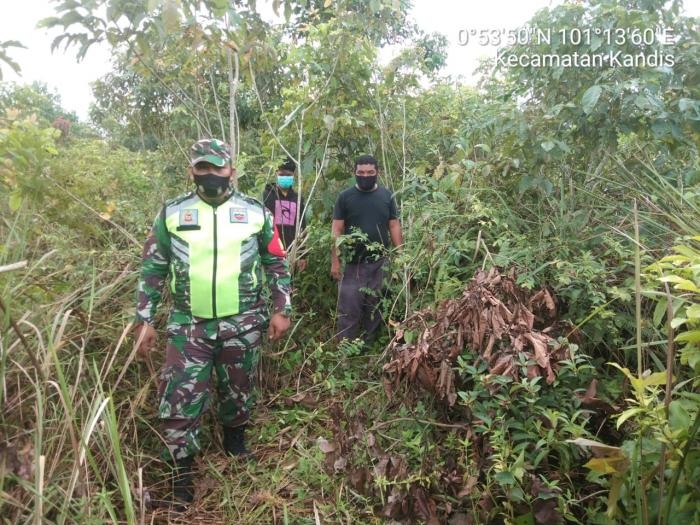 Awasi Kebakaran, Personil Koramil 11 Kandis Gelar Patroli Karlahut