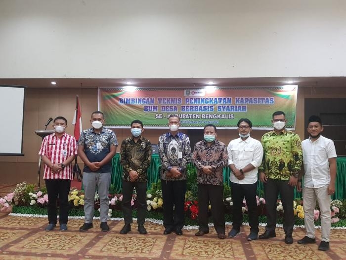 Tingkatkan Kapasitas BUMDes Syariah, MIRES Bengkalis Taja Bimtek Bersama PMD