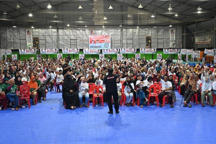 Cagubri Abdul Wahid Disambut Ribuan Warga Kepulauan Meranti 