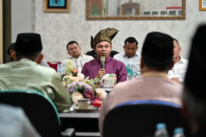 Bacagubri Abdul Wahid Komitmen Realisasikan Jembatan Pakning - Bengkalis