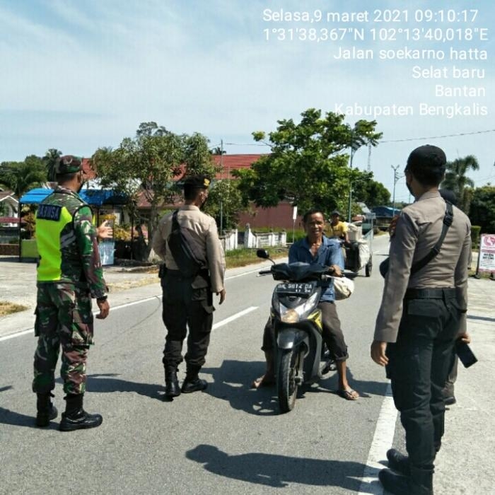 Putus Covid 19, Personil Koramil 01 Bengkalis Giat Lakukan Operasi Prokes