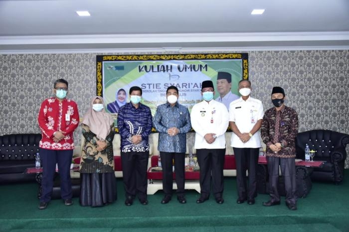 Strategi Melahirkan Pemimpin Daerah yang Berwibawa