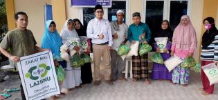 Legislator PKB Berkolaborasi Bersama NU dan LAZISNU Bagikan Paket Sembako Kepada Guru Ngaji