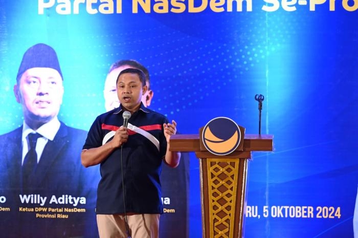 Hadiri Konsolidasi Partai Nasdem Se Riau, Abdul Wahid Komitmen Tidak Membedakan PDI - P, Nasdem dan 