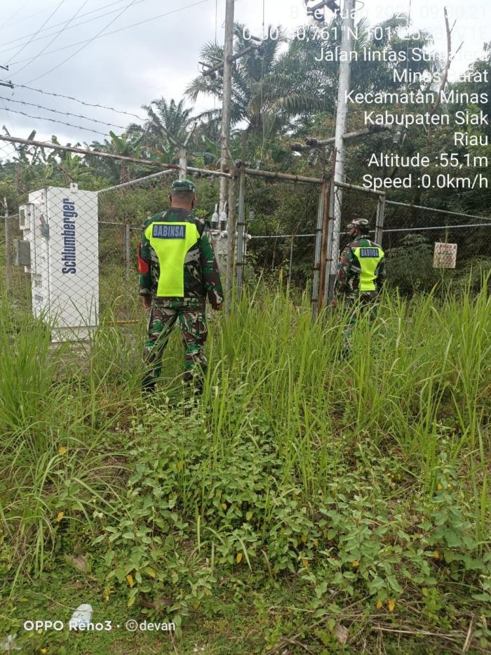 Jaga Objek Vital Nasional, Personil Koramil 09 Minas Gelar Patroli Wilayah