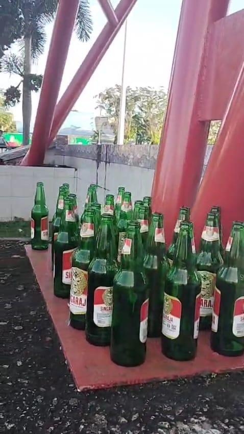 Miras Bertebaran di Lapangan Tugu Bengkalis:  Lemahnya Pengawasan atau Kolusi Aparat?