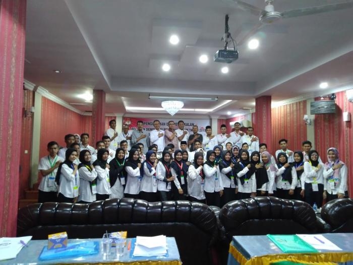 KPU Bengkalis Kukuhkan 55 Orang Relawan Demokrasi Pemilu 2019