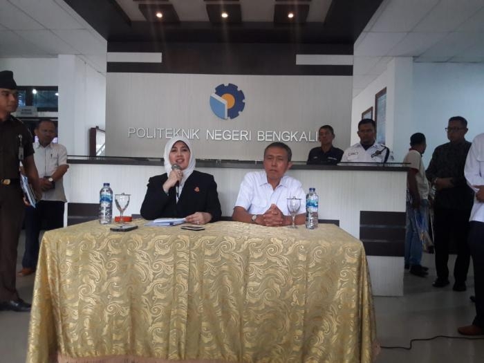 Dukung Pembangunan Pendidikan Nasional Kajati Riau Lakukan MoU Dengan Polbeng