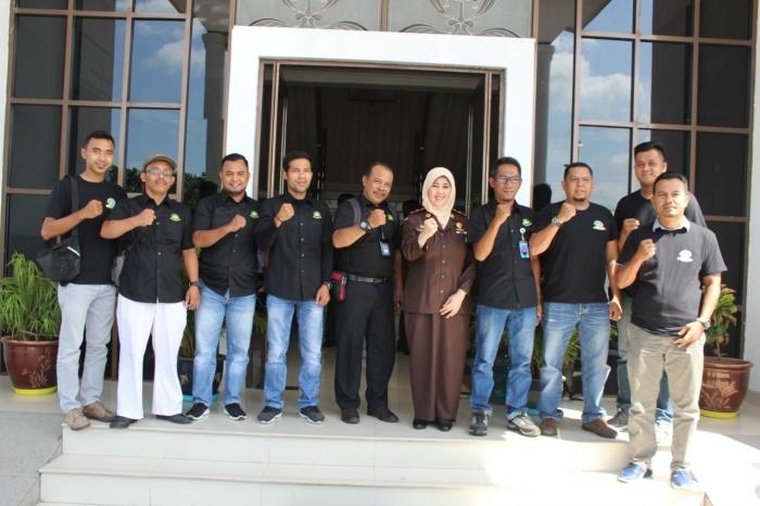 Dihadapan Kajati Riau dan Kajari Bengkalis Ketua FORWARI Presentasikan Program Kerja 