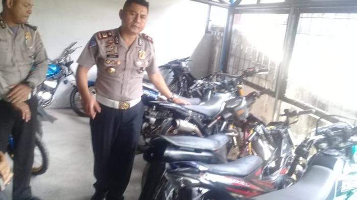 Sat Lantas Polres Bengkalis Razia Sepeda Motor Gunakan Knalpot Bersuara Besar