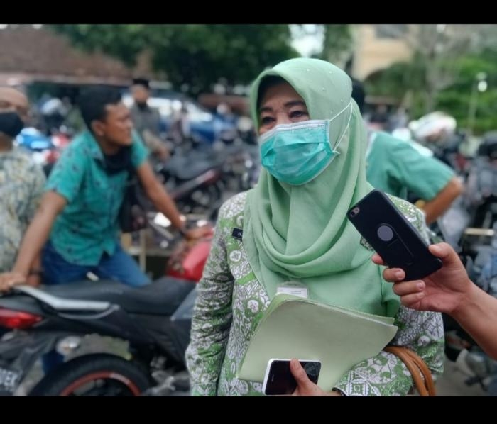Kabar Gembira Dinsos Bengkalis kembali salurkan BST Tahap II dan III ini penjelasan Martini.