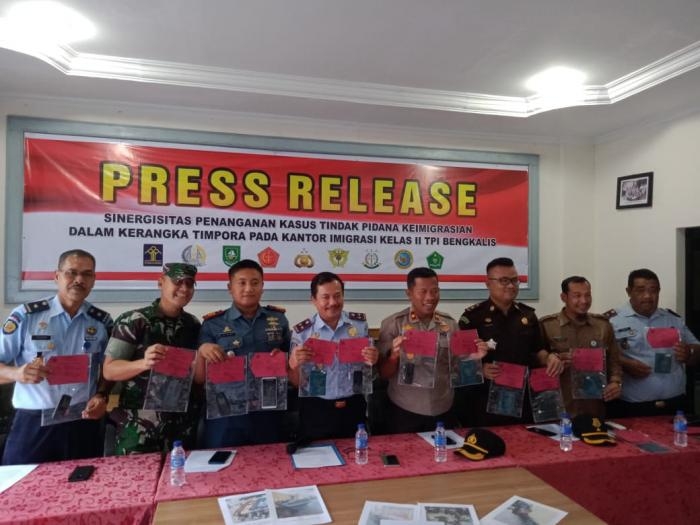 Dalam Rangka Pengawasan Tindak Pidana Keimigrasian, Imigrasi Bengkalis Perkuat Sinergisitas Tim Pora