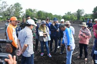 Tim Studi Kementerian dan Lembaga Lakukan Kajian Abrasi di Pulau Bengkalis