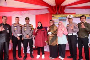 Bupati Bengkalis Kasmarni dan Jajaran Polres Bengkalis Tinjau Posko Pengamanan Nataru 