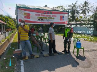 Cegah Penularan Covid 19, Personil Koramil 11 Kandis Serma GN Munthe Giat Lakukan Patroli Prokes