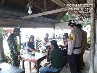 Putus Mata Rantai Covid 19, Kopda I Ketut B Giat Lakukan Aturan Prokes di Kampung Minas