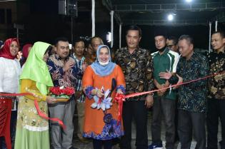 Kukuhkan Team dan Resmikan Posko Pemenangan Duri Timur, Kasmarni Sampaikan Terimakasih ke Relawan