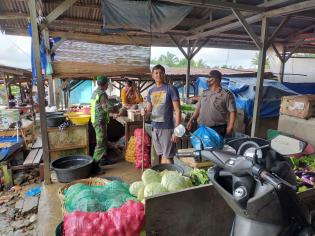 Anggota Danramil 09/Minas Kembali gelar gakplin protokol kesehatan.