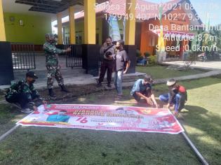 Melalui Komsos, Serda Rustam Ingatkan Warga Desa Bantan Timur Ikuti Aturan Prokes