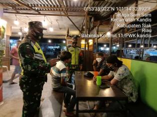 Putus Covid 19, Serda Brosur Siregar Giat Lakukan Patroli Prokes di Posko PPKM